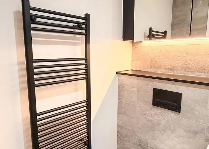 2Br 2Ba In The Heart Of Manchester